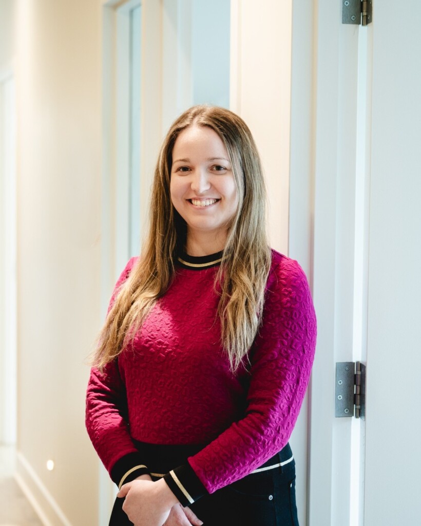 Dre Karine Martin, dentiste